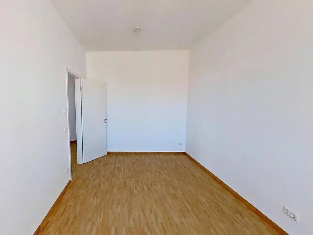 DREAM APARTMENT IN FIRST OCCUPANCY: Bright 3-Room Apartment with BUILT-IN KITCHEN