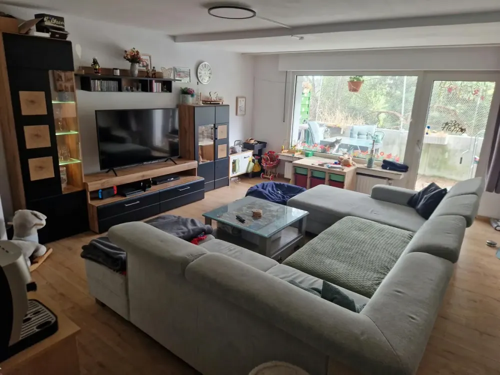 helle 4,5 Z.-Woh. auf zwei Ebenen mit gr. Balkon max 4 Pers.