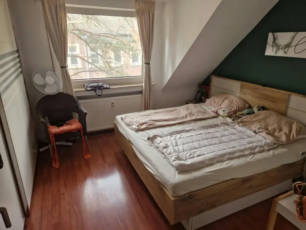 helle 4,5 Z.-Woh. auf zwei Ebenen mit gr. Balkon max 4 Pers.