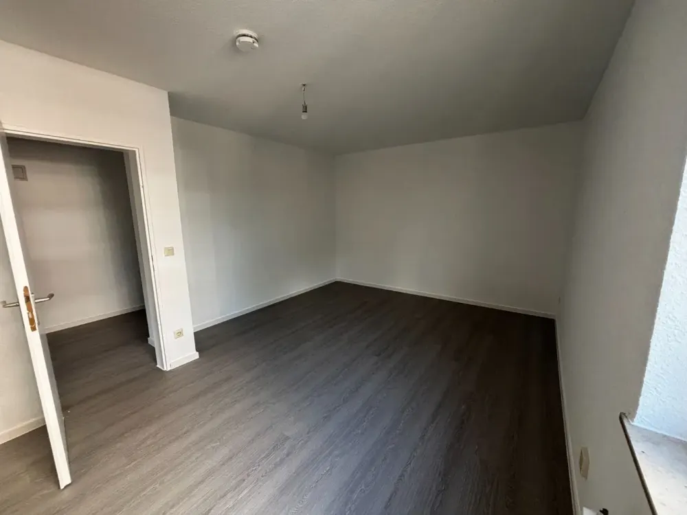 zentral gelegene geräumige 2-Zimmer Wohnung