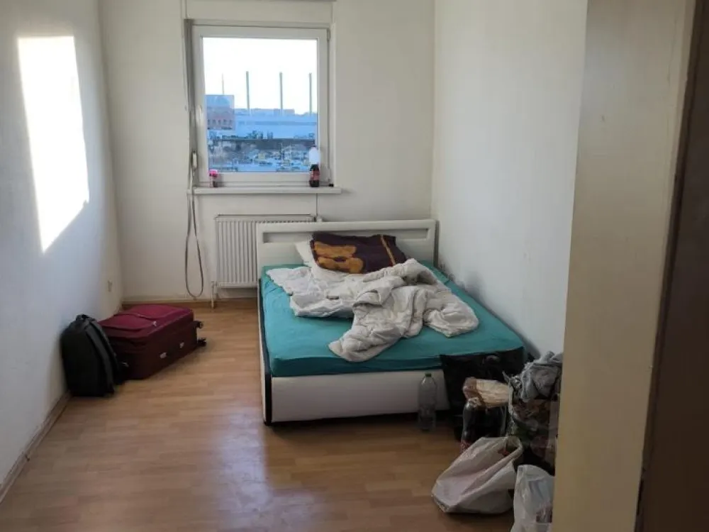 Private Zimmer WG oder 2 Zimmer Wohnung