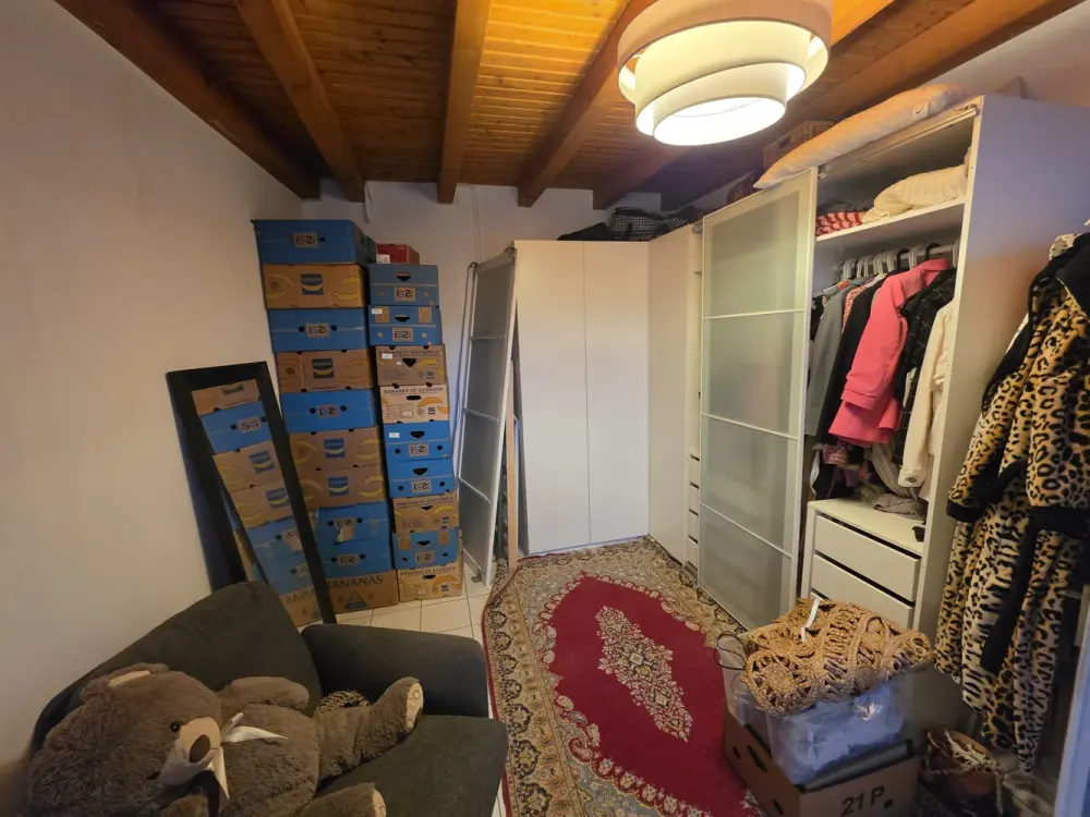 Coole & sehr grosse 3 Zimmerwohnung mit Galerie, Einbauküche & Stellplatz ab 01.11.2026 zu vermieten