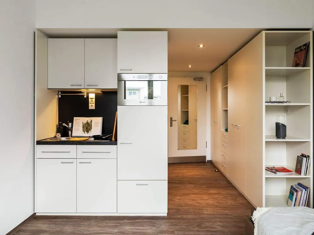 Modernes & möbliertes Apartment in Frankfurt Riedberg | Maxi Studio