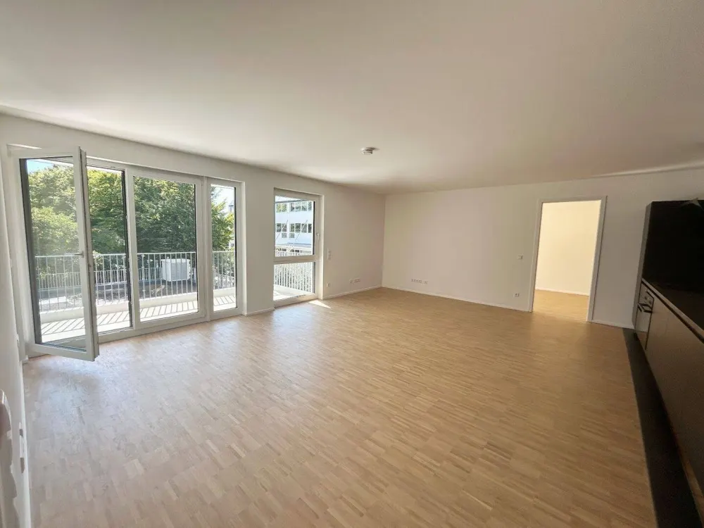 **Familien Willkommen** + 2 Monate mietfrei! 4 ZW im NEUBAU + Balkon, 2 Bäder, Einbauküche, Parkett