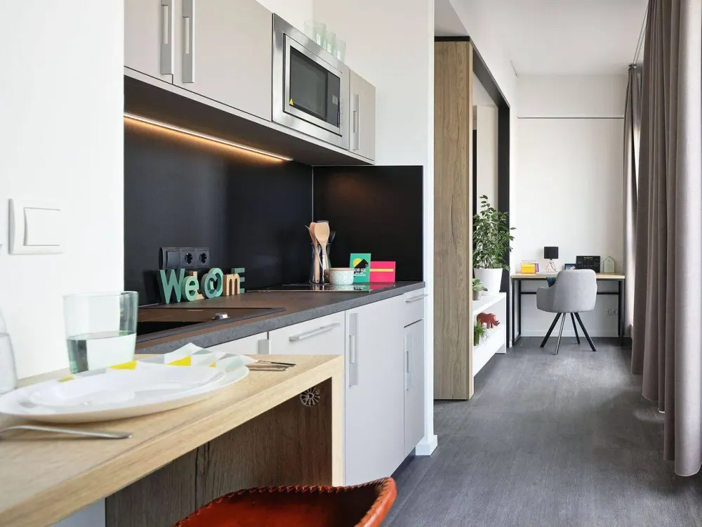 Vollmöbliertes, modernes Apartment in Frankfurt Riedberg | Classic Plus Studio