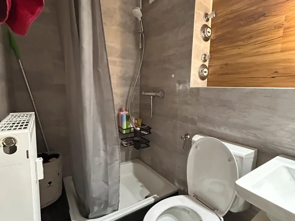 Einzimmerwohnung-Möbliert Nachmieter gesucht!