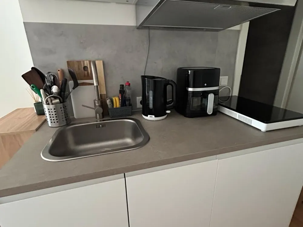 Einzimmerwohnung-Möbliert Nachmieter gesucht!