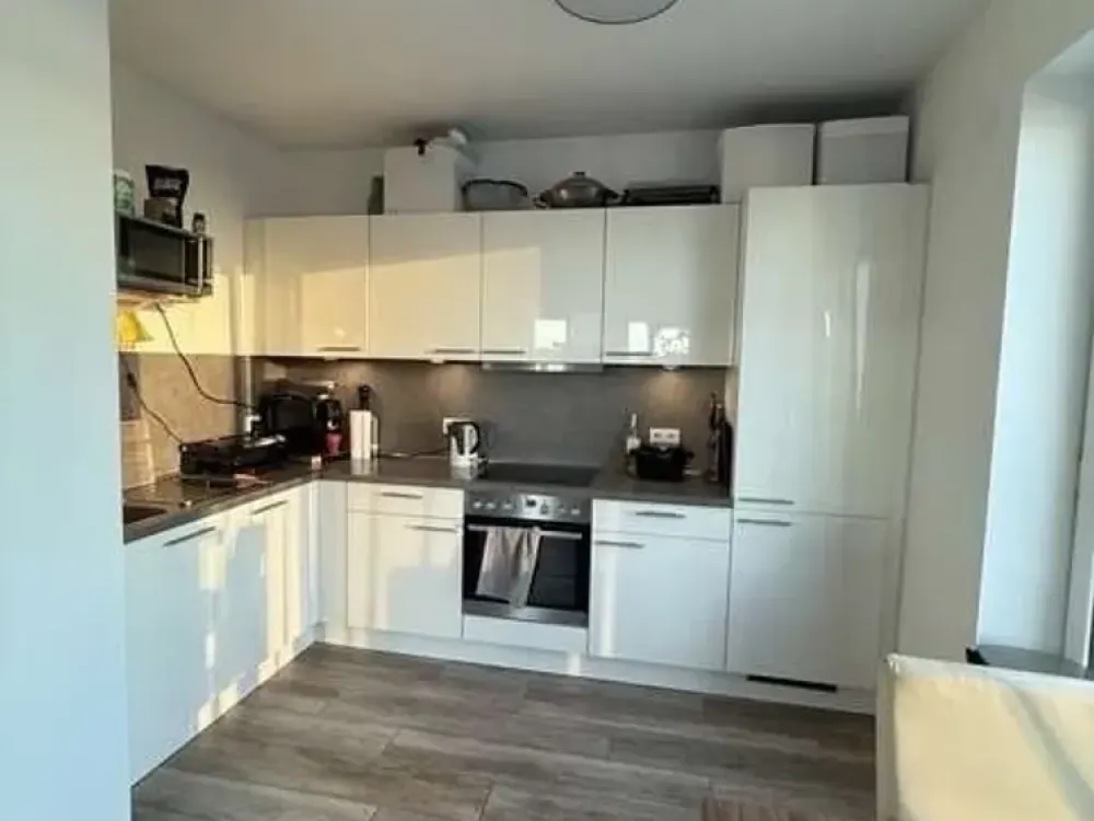 Helle 2-Zimmer-Neubau-Wohnung mit EBK und Loggia im schönen Sachsenhausen