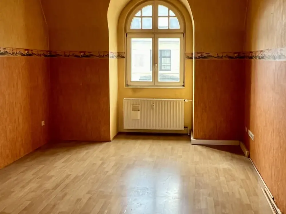 Tolle Dachgeschosswohnung mit kleinem Balkon
