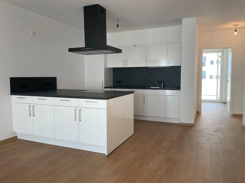 4-Zimmer-Wohnung mit EBK, 2 Bädern und 2 Balkonen