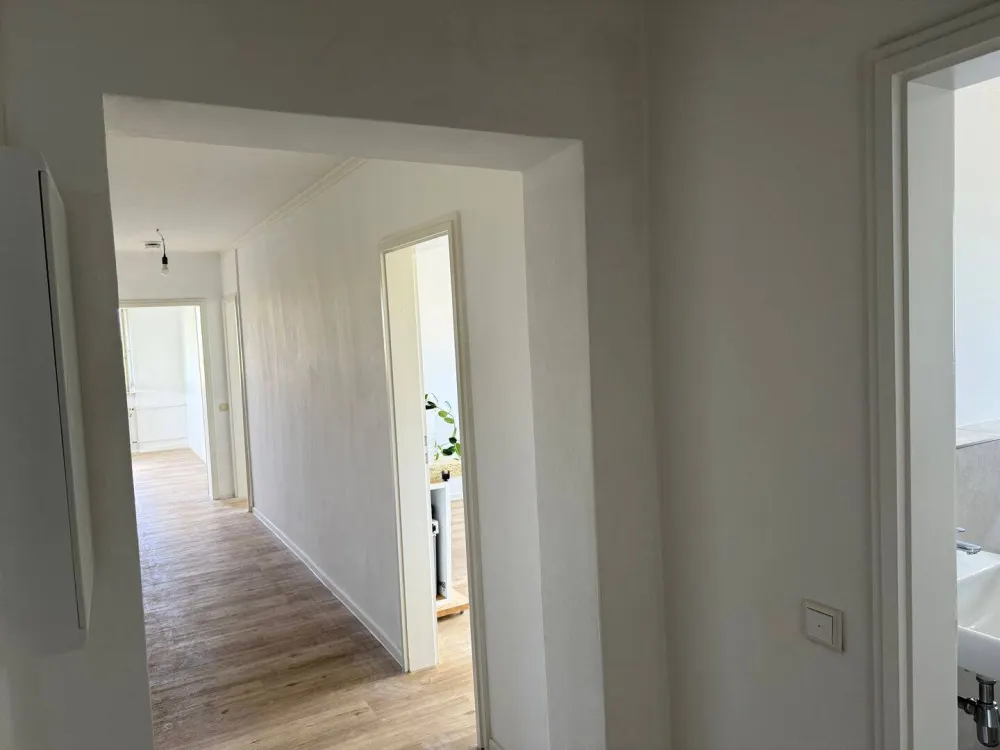 Your new home - 3 rooms on the 6th floor with balcony!