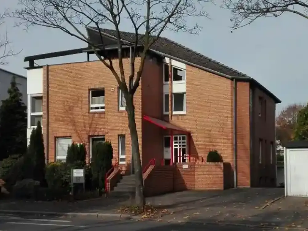 Sehr großzügige Maisonette Wohnung mit Dachterrasse!