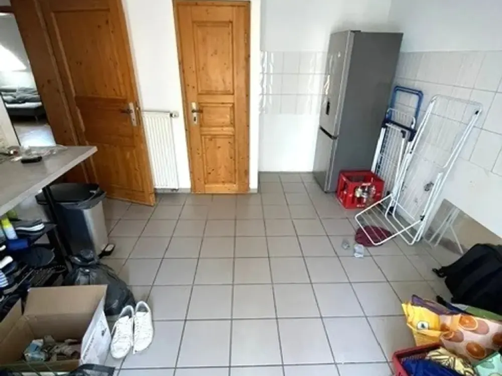 Zentrale 2,5-Zimmer-Dachgeschosswohnung über zwei Ebenen mit Balkon