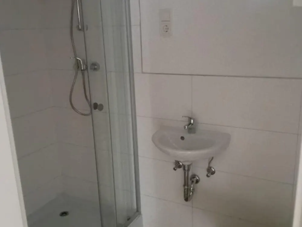2 Room-Kitchen-Bathroom Apartment in Merchweiler W04