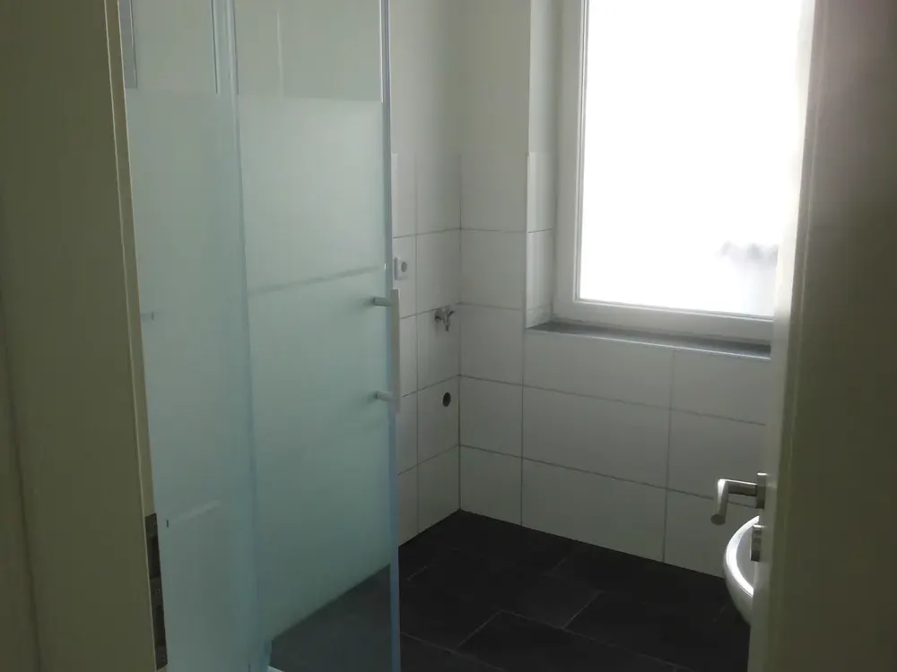WG geeignet / Schöne helle 2 Zimmer Wohnung mit Einbauküche