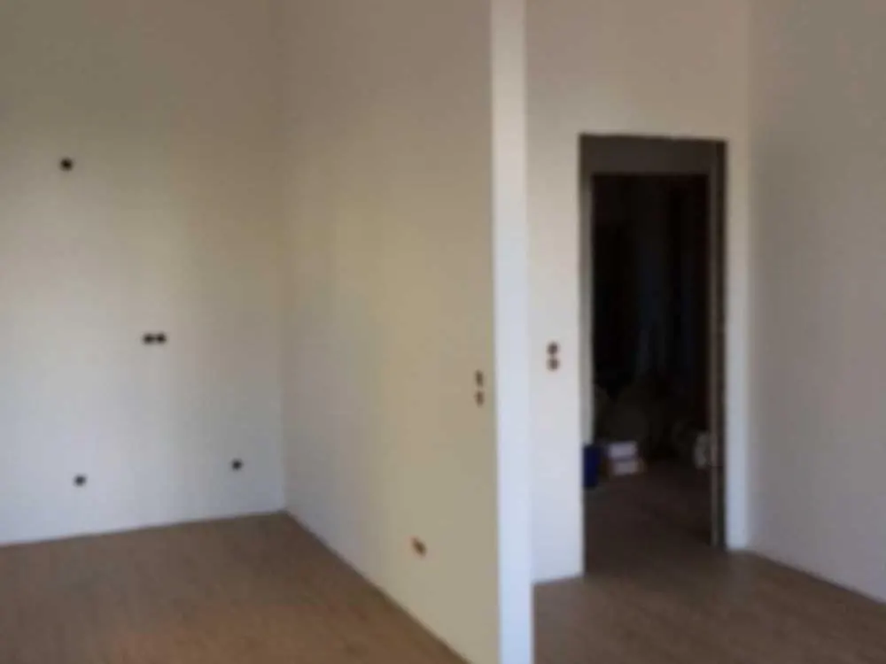 3-Zimmer Wohnung im denkmalgeschützten Altbau ohne Balkon