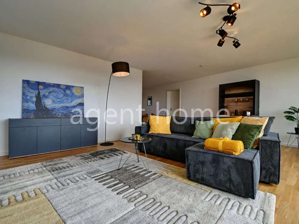 FURNISHED - SPACIOUS AND BRIGHT - Beautiful Apartment with Balcony