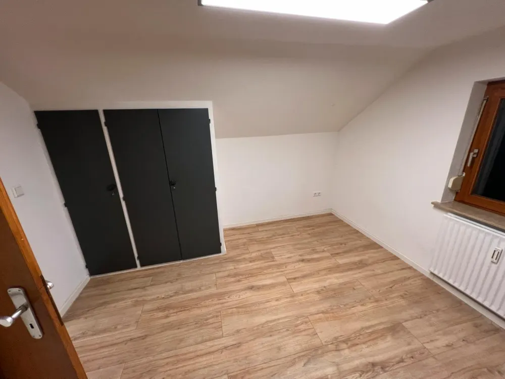 Attic Apartment for Rent!