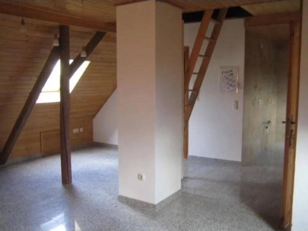 Dachgeschosswohnung