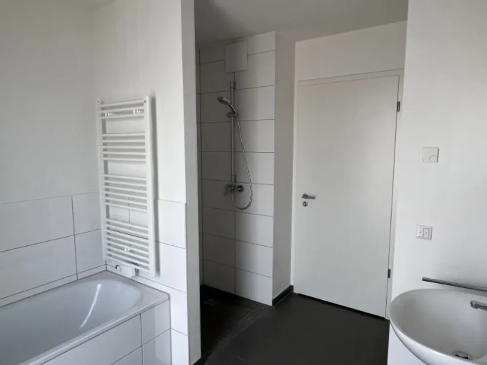 Helle 3-Zimmer Wohnung mit Balkon in zentraler Lage