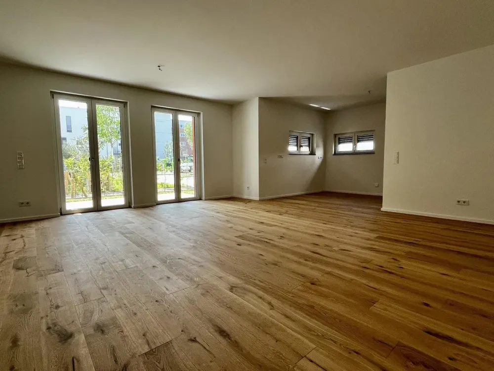 Erstbezug in Frechen: Moderne 3-Zimmer-Wohnung mit Garten und hochwertiger Ausstattung