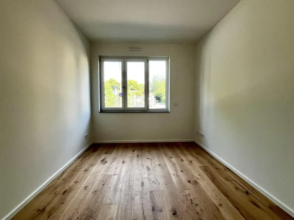 Erstbezug in Frechen: Moderne 3-Zimmer-Wohnung mit Garten und hochwertiger Ausstattung