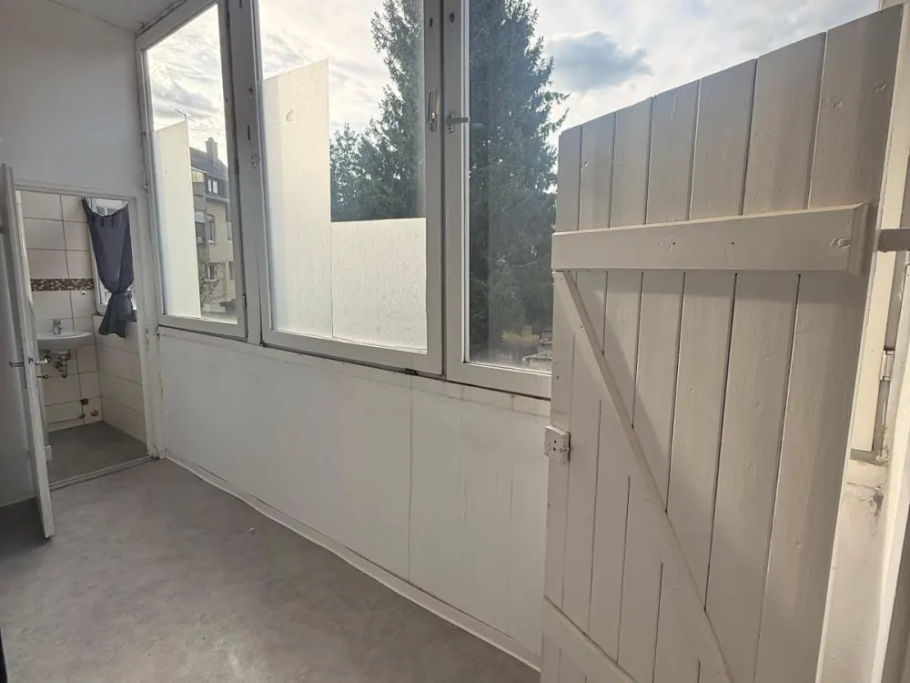 2 ZK Dusche und WC - Einbauküche