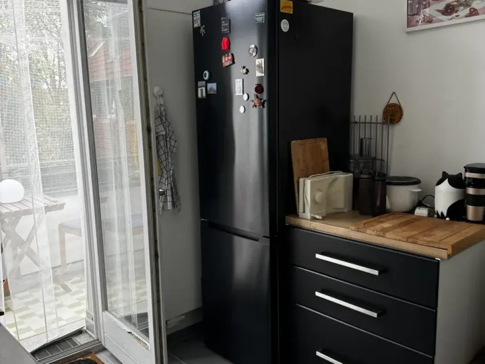شقة من 4 غرف مجددة بالكامل في هانوفر-فاهرينوالد - مناسبة للسكن المشترك
