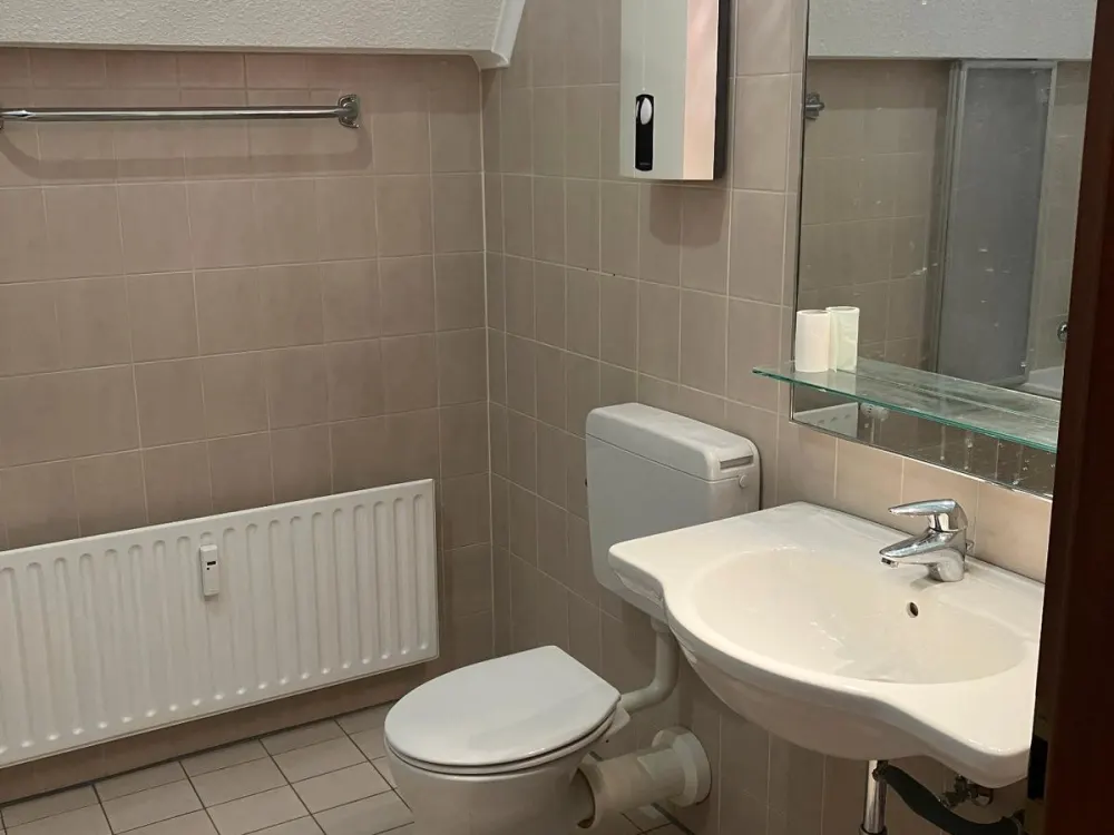 Großzügige 2-Zimmer-Wohnung zentral gelegen mit Balkon!