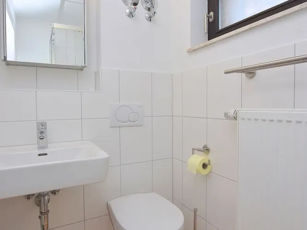 Modern möblierte Wohnung in Steinenbronn