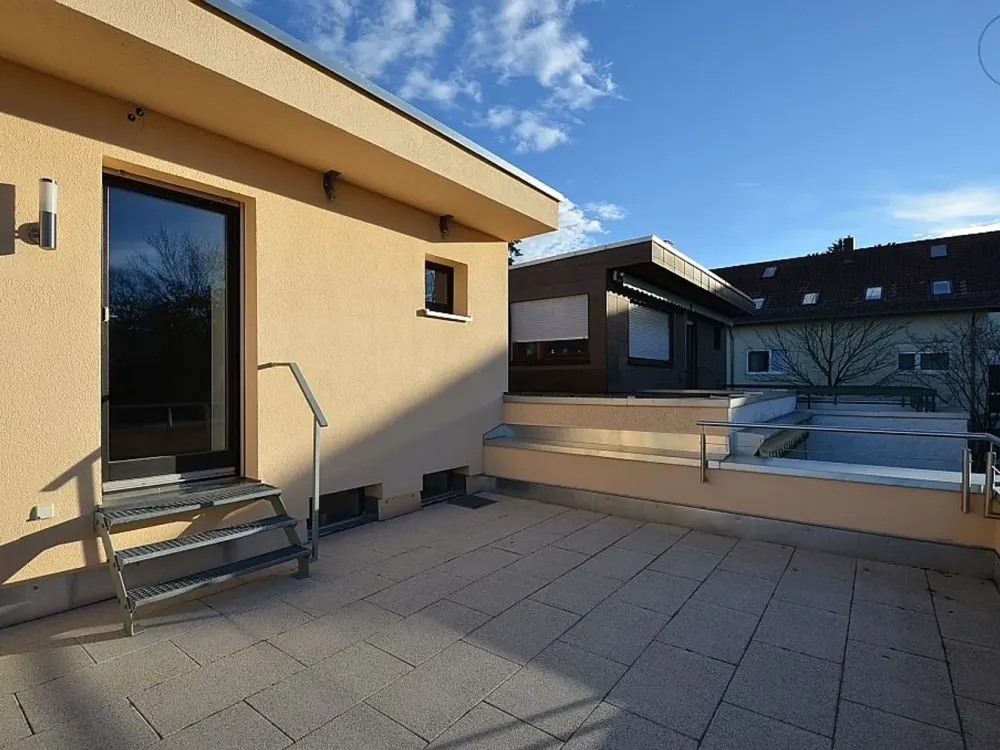 Modern möblierte Wohnung in Steinenbronn