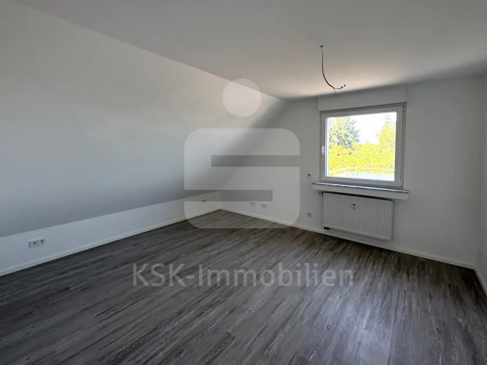 Kernsanierte 3-Zimmer Wohnung mit Panoramablick in Odenthal!