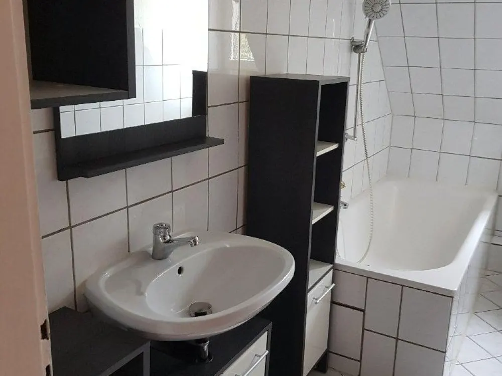 Helle & frisch renovierte Wohnung in ruhiger Lage, zum Wohlfühle