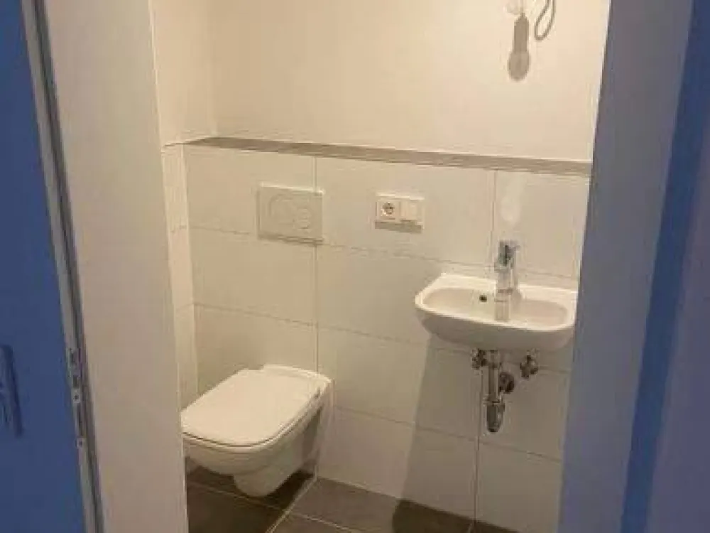 4 RW Maisonette mit EBK, Bad mit Wanne und Dusche, Gäste-WC und Fahrstuhl