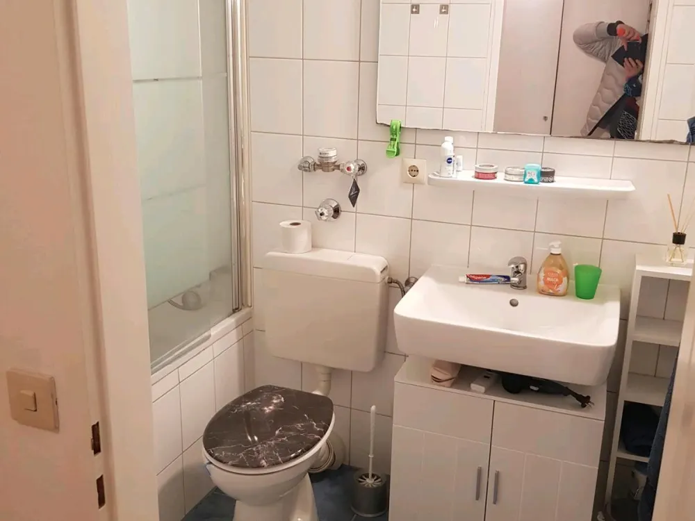 2 Zimmer Wohnung ab 1.10. frei