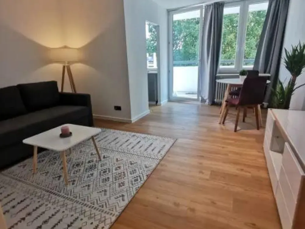 Moderne, vollmöblierte Wohnung in Top-Lage München-Harras