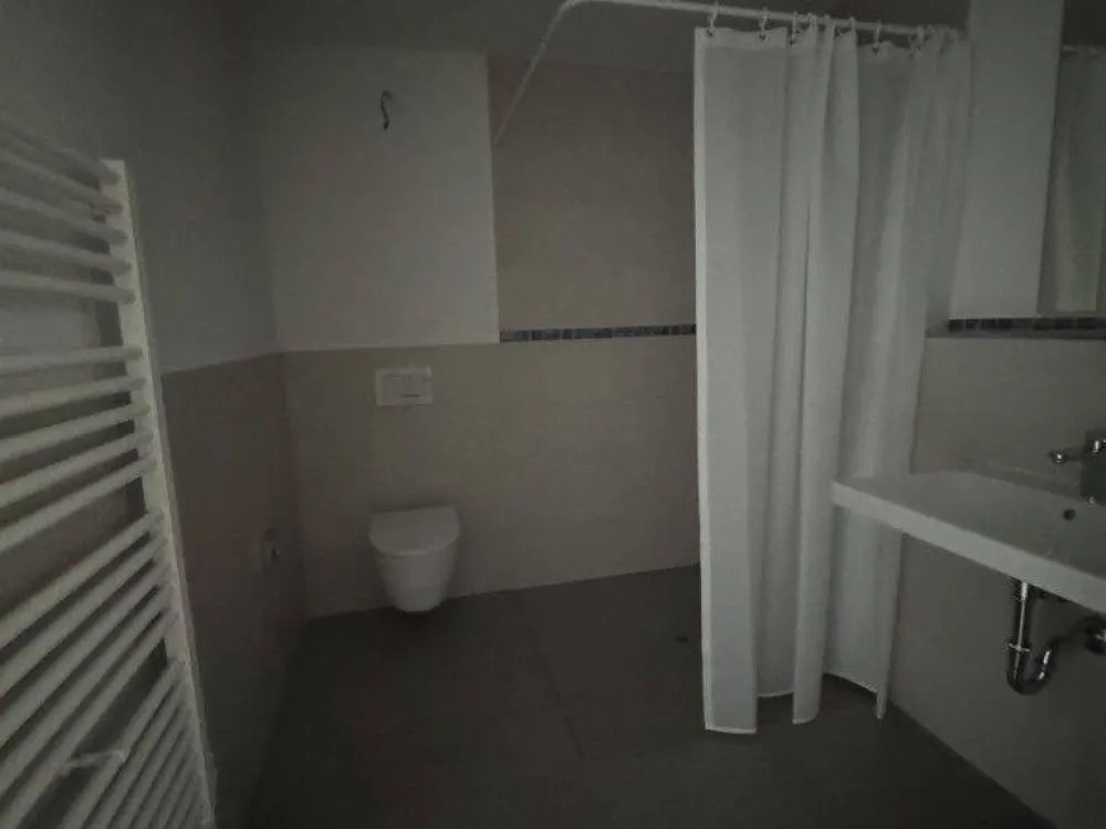 Arnsdorf bei Dresden - 2 Raumwohnung im Erstbezug mit Parkett, Balkon und Einbauküche