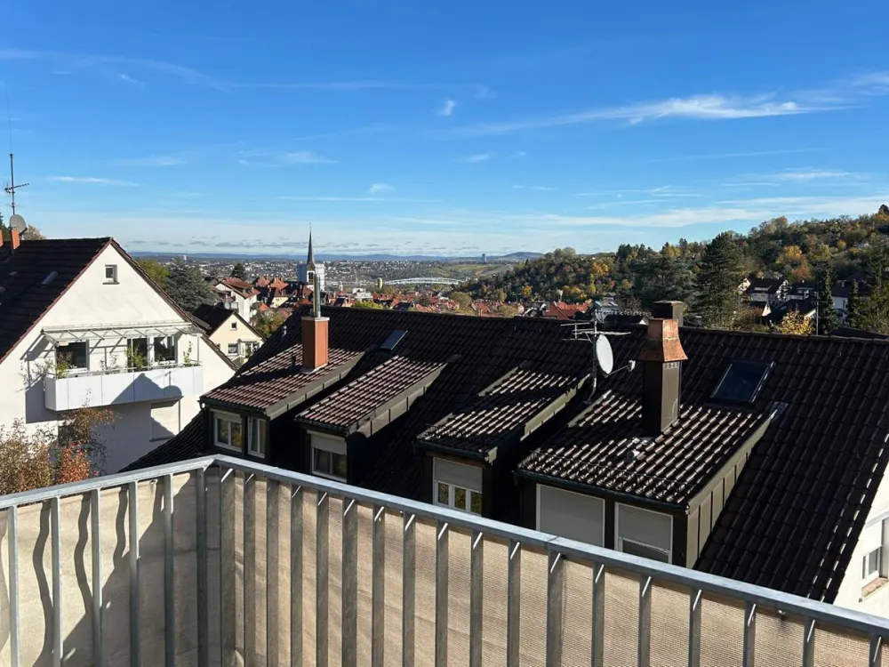 Hochwertige Loft-Wohnung im Dachgeschoss- Aussicht inklusive!