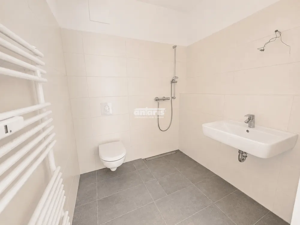 شركة antaris Immobilien GmbH منزل يعشقونه: شقة مشرقة من 4 غرف مع شرفة