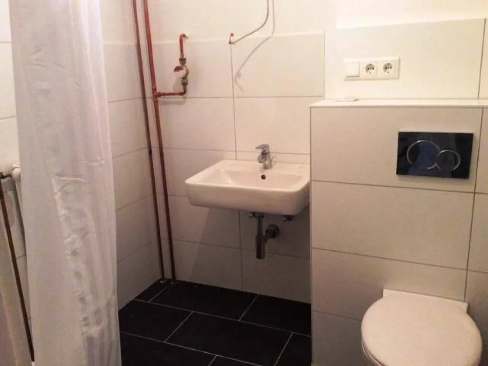 Sleek 1-Room Apartment in a Great Location