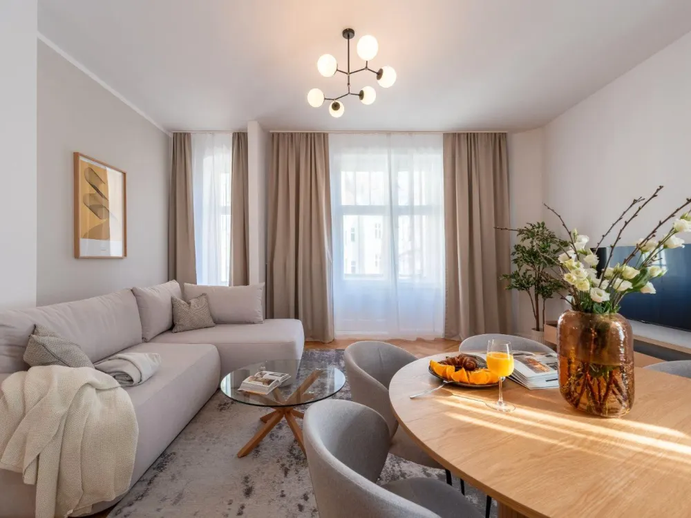 Moderne, sanierte 3-Zimmer-Wohnung in Steglitz