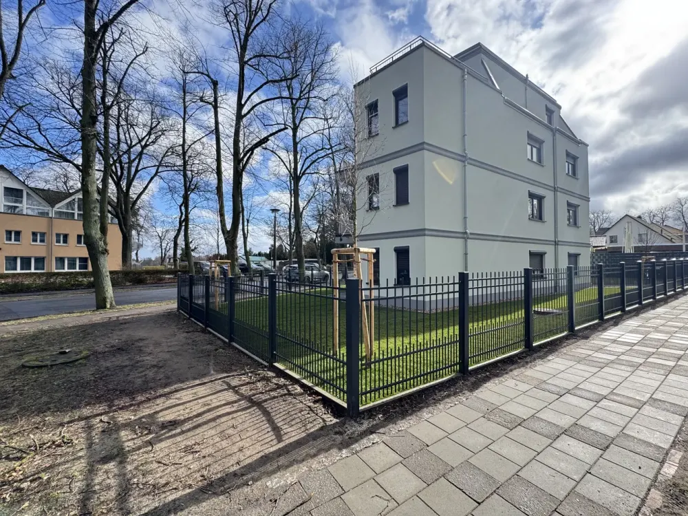 Traumhaftes Penthouse mit großer Dachterrasse & Dämeritzsee-Blick