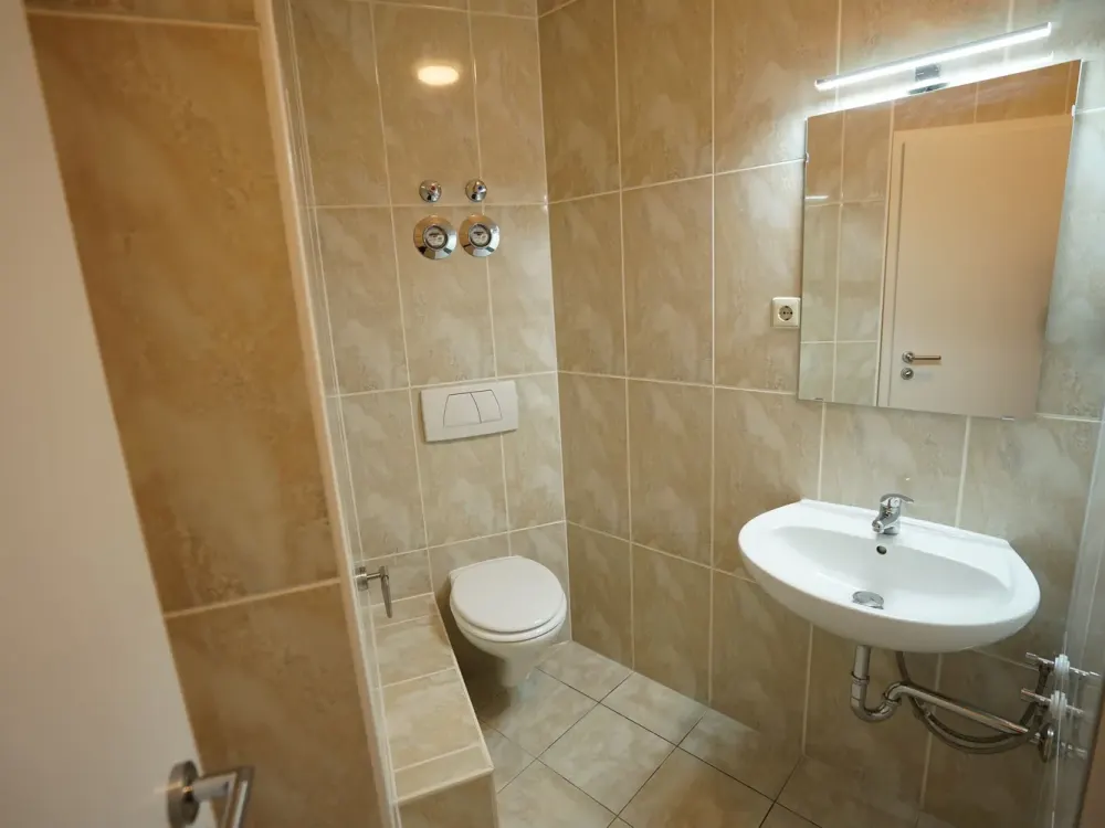 2-Room Apartment with Fitted Kitchen and Balcony