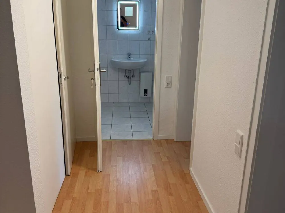 Ihr neues Zuhause :Helle 3-Zimmer-Wohnung im EG/Hochparterre