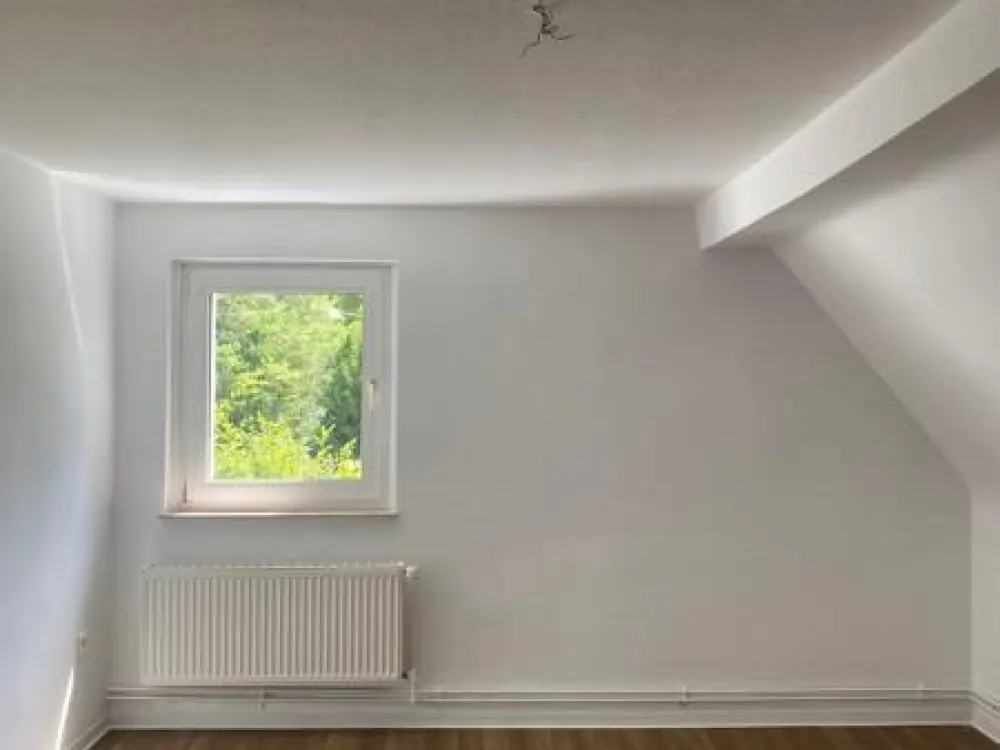 Kurzfristige Anmietung möglich - 3-Zimmer-Wohnung mit Tageslichtbad
