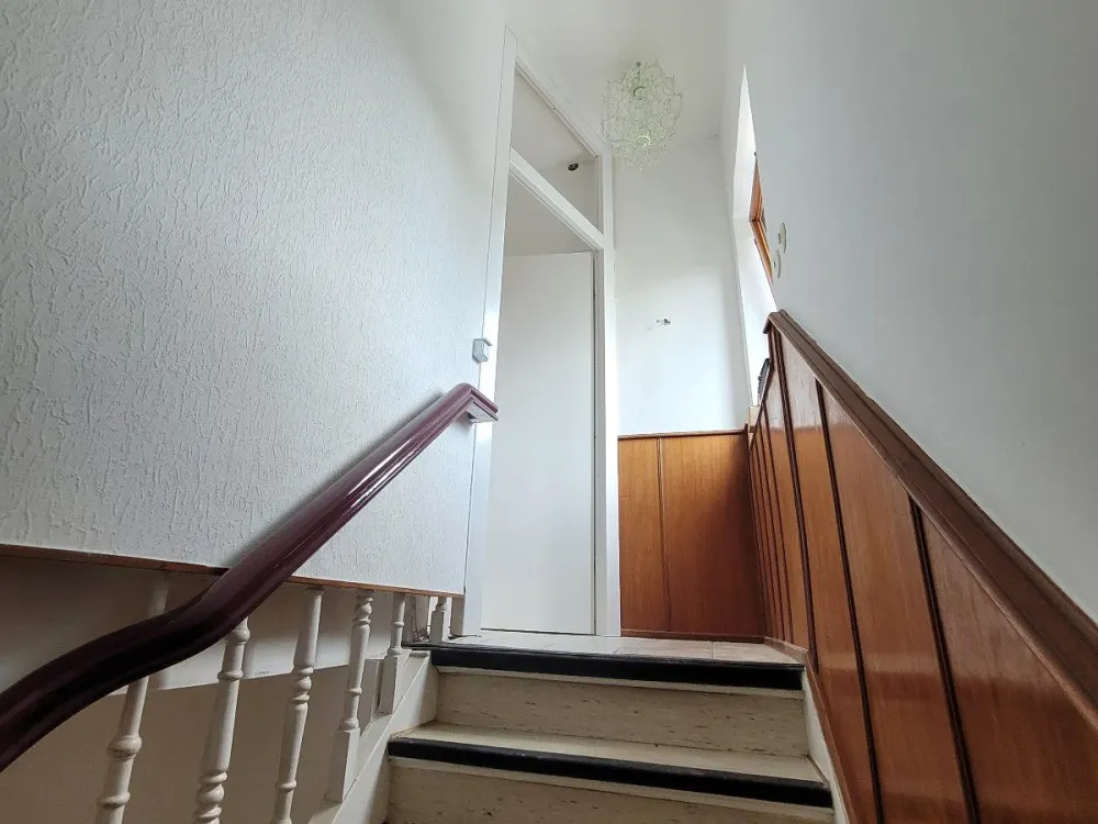 gemütliche Dachgeschoßwohnung in Duisburg Süd mit 2 Schlafzimmern