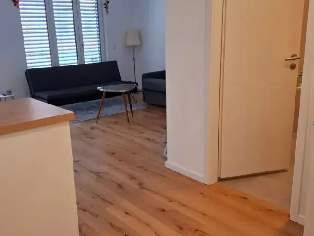 Hochwertige 3-Zimmer-Wohnung mit Balkon und Aufzug in Bad Homburg vor der Höhe