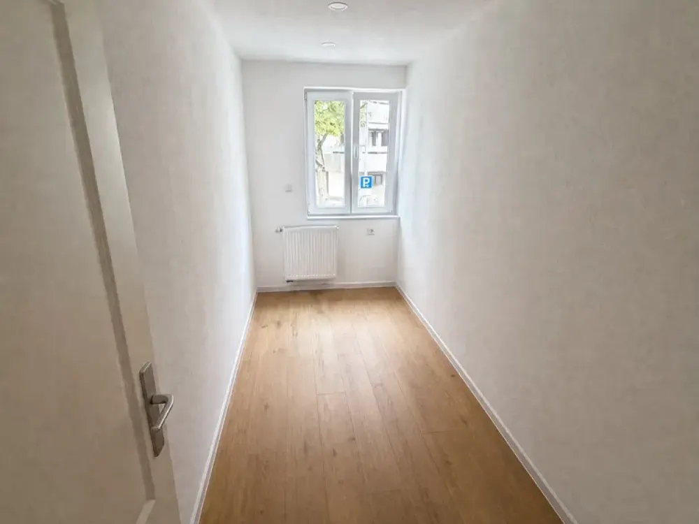 Moderne und kernsanierte Wohnung: 3,5-Zimmer-Wohnung in Waiblingen