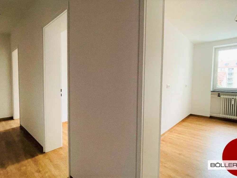 Mitten in St. Johannis! Großzügige 3 Zi.- Whg mit großem Balkon!