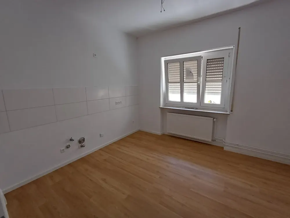 Erstbezug nach Sanierung, helle 2 Zimmer EG Wohnung in Bad Cannstatt